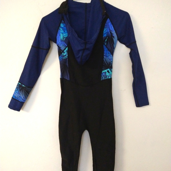 SBART Wetsuit Longsleeve Hoodie NWOT - Picture 10 of 15